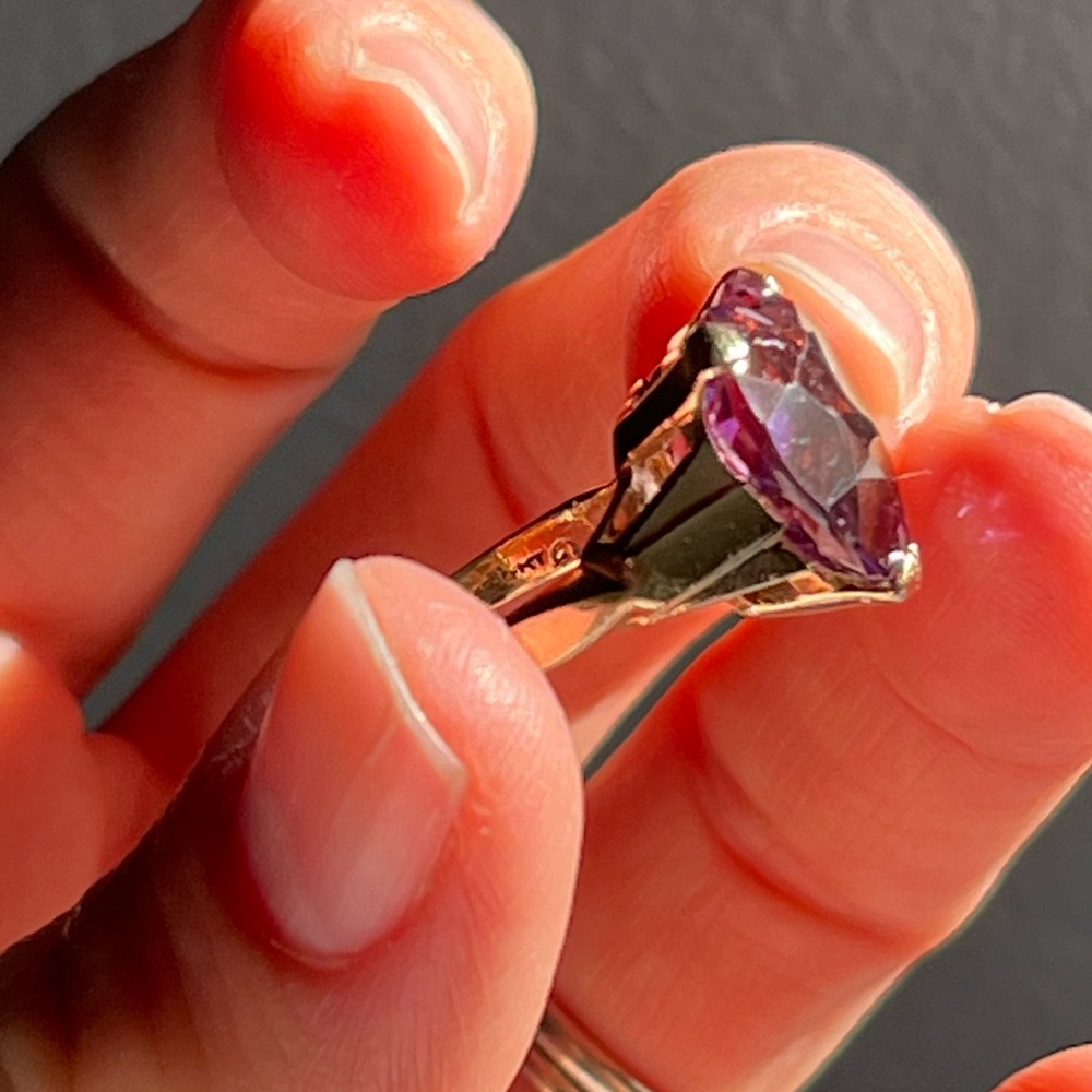 5.3 Grams 14K Yellow Gold Amethyst Heart Ring- Size 5 - Picture 9 of 15